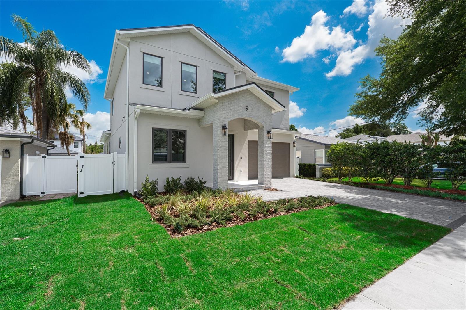 BONITA PARK - Residential