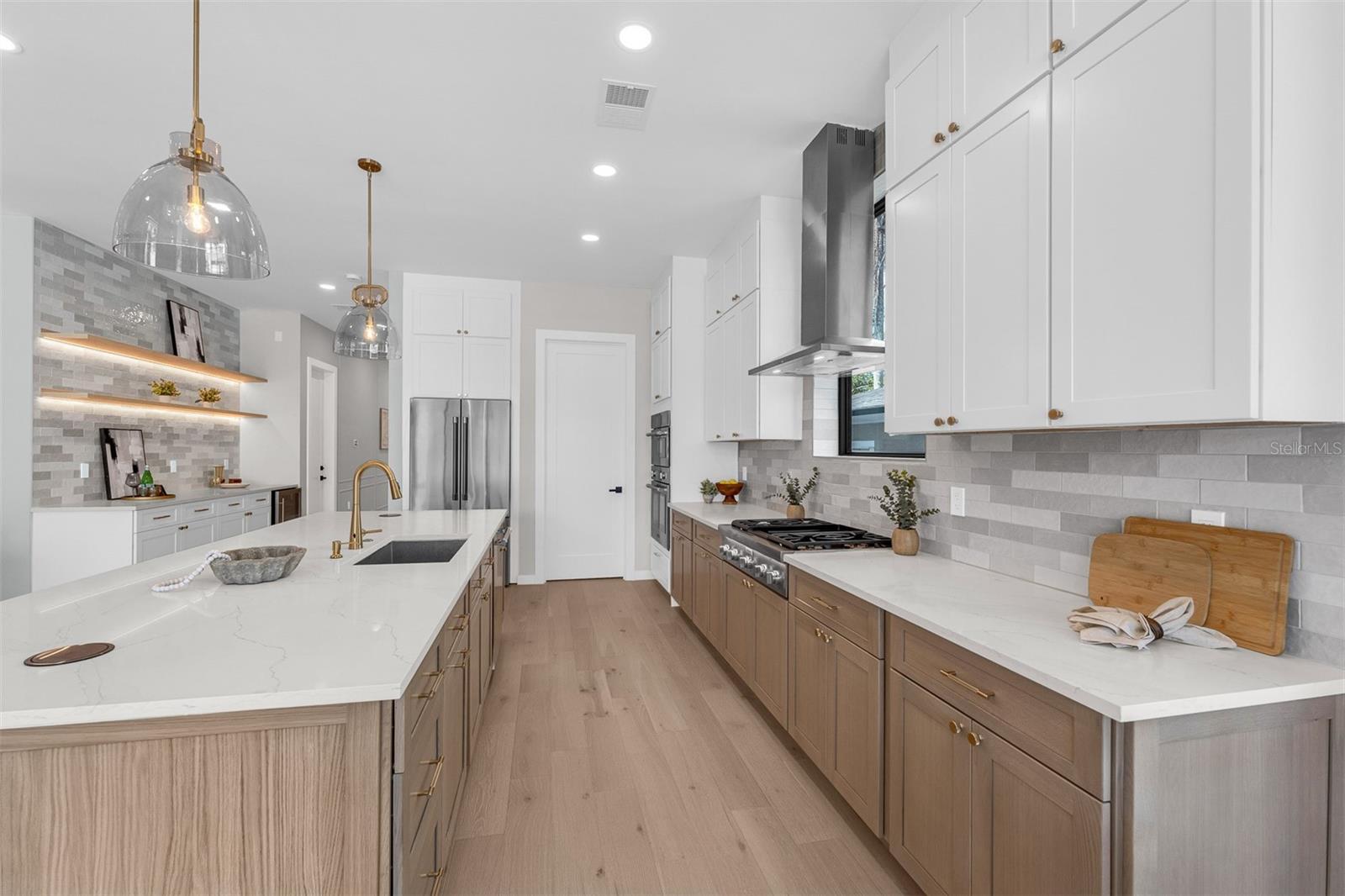 BONITA PARK - Residential