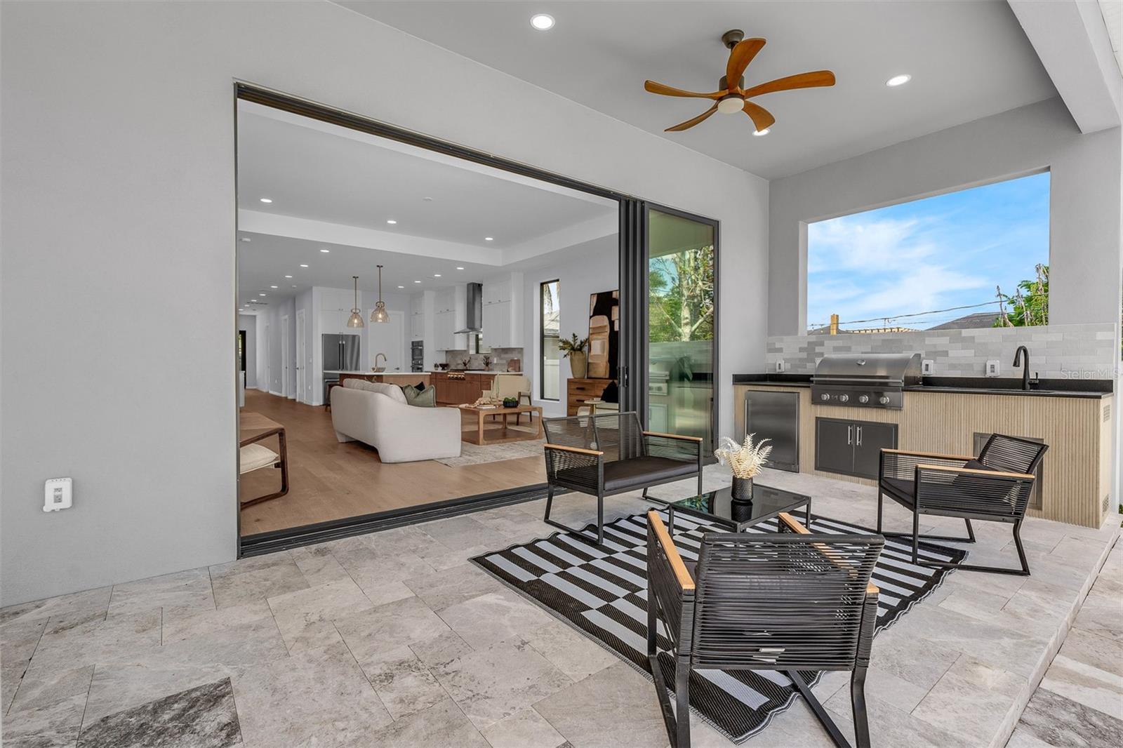 BONITA PARK - Residential