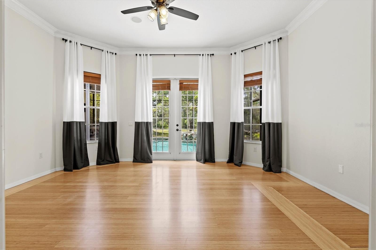MILL CREEK PH VI - Residential
