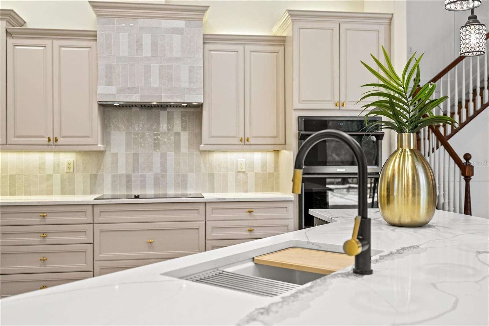 MILL CREEK PH VI - Residential