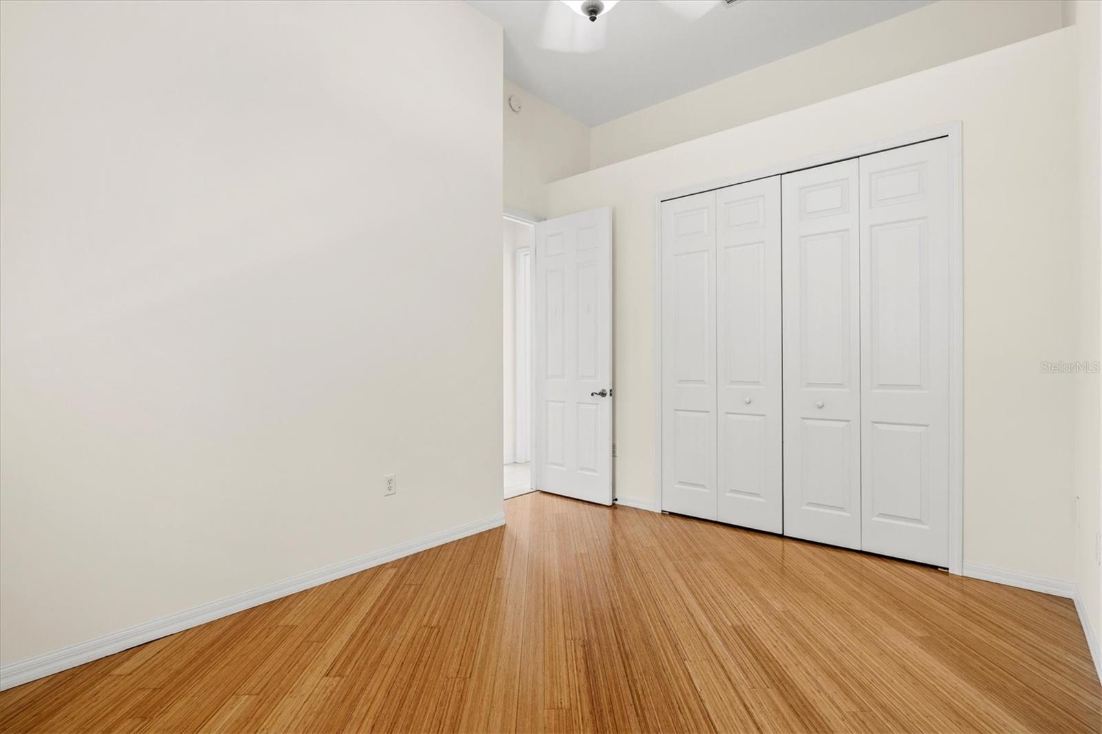 MILL CREEK PH VI - Residential