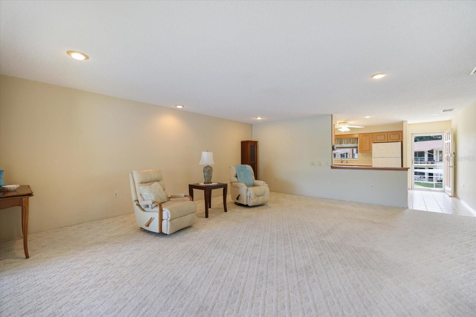 LAKE TIPPECANOE - Residential