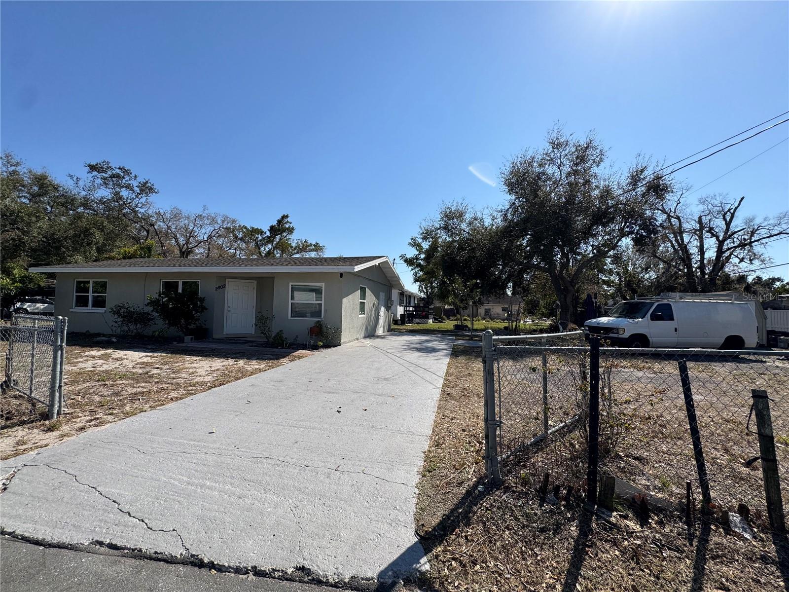 BELLE CHASE - Residential