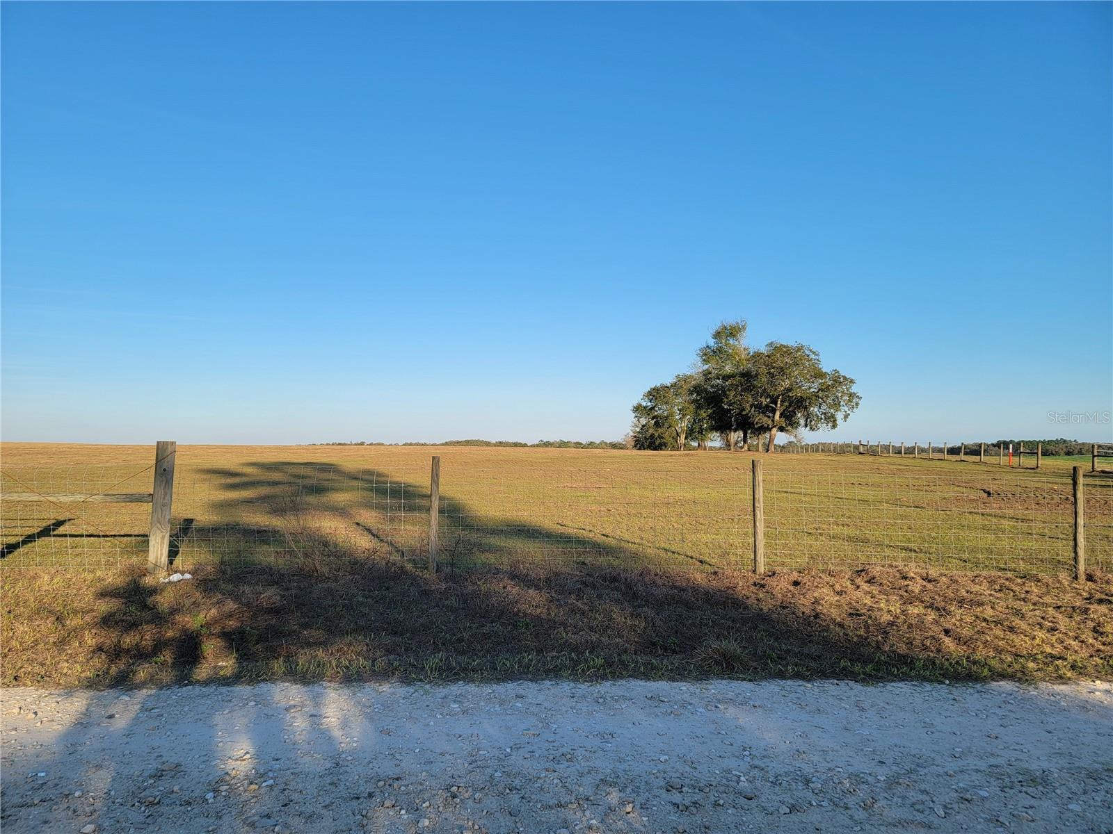 AG NON SUB - Land