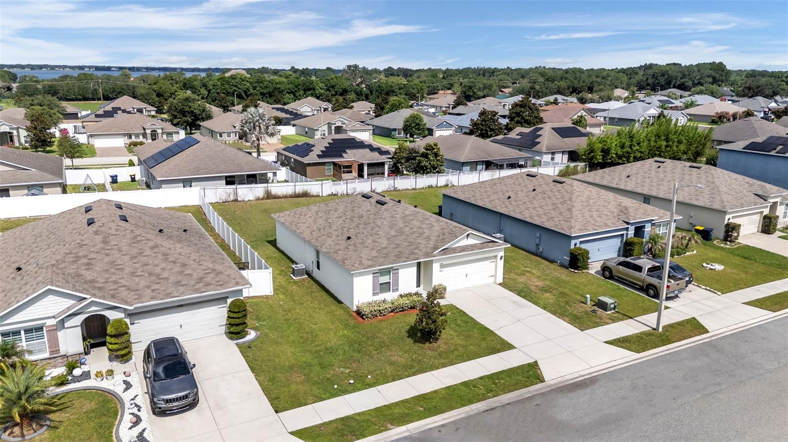 AUBURNDALE MANOR - Residential