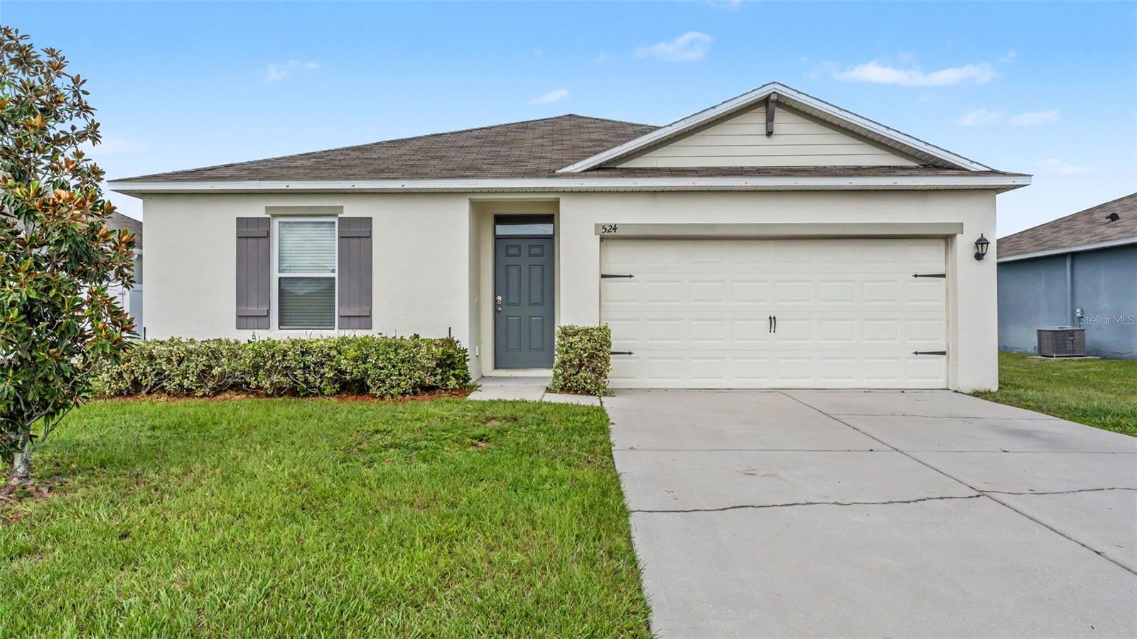 AUBURNDALE MANOR - Residential