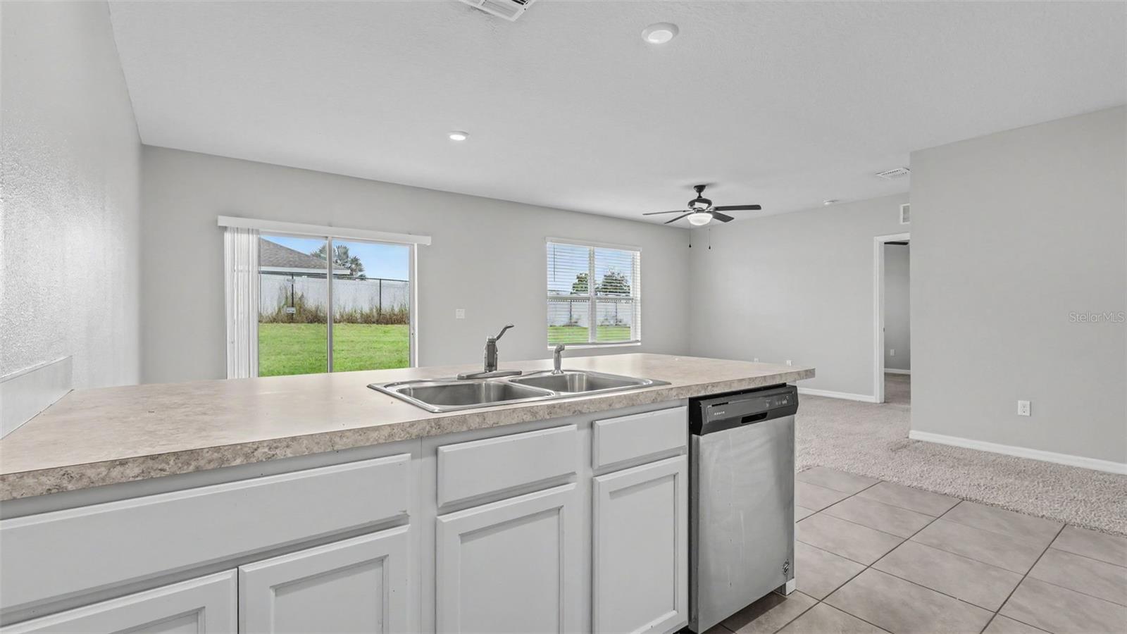 AUBURNDALE MANOR - Residential