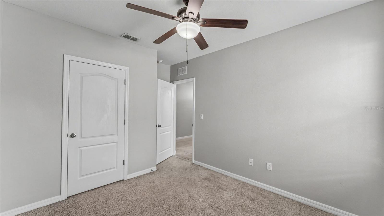 AUBURNDALE MANOR - Residential