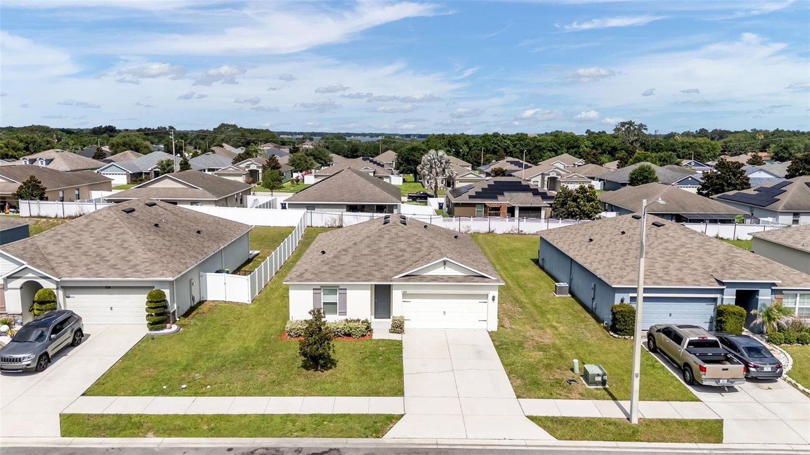 AUBURNDALE MANOR - Residential
