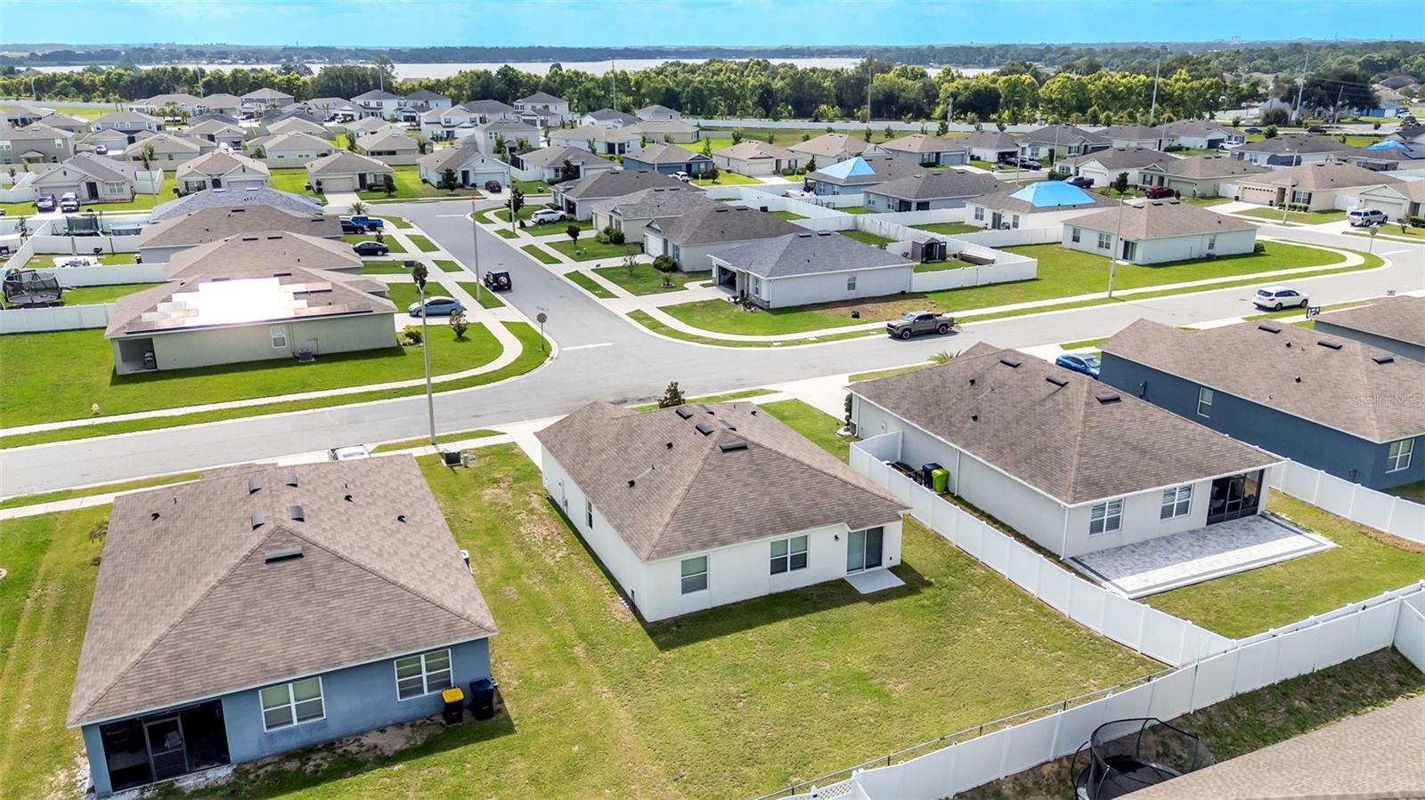 AUBURNDALE MANOR - Residential