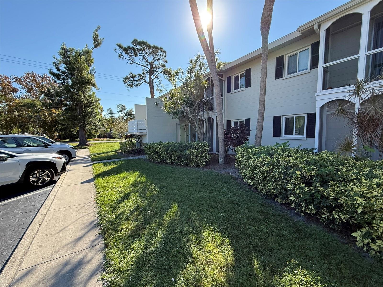 GARDEN APTS - Residential
