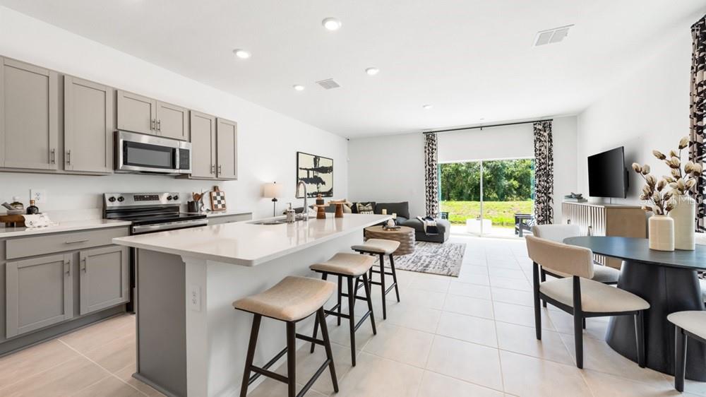 TOWNS AT TIBURON - Residential