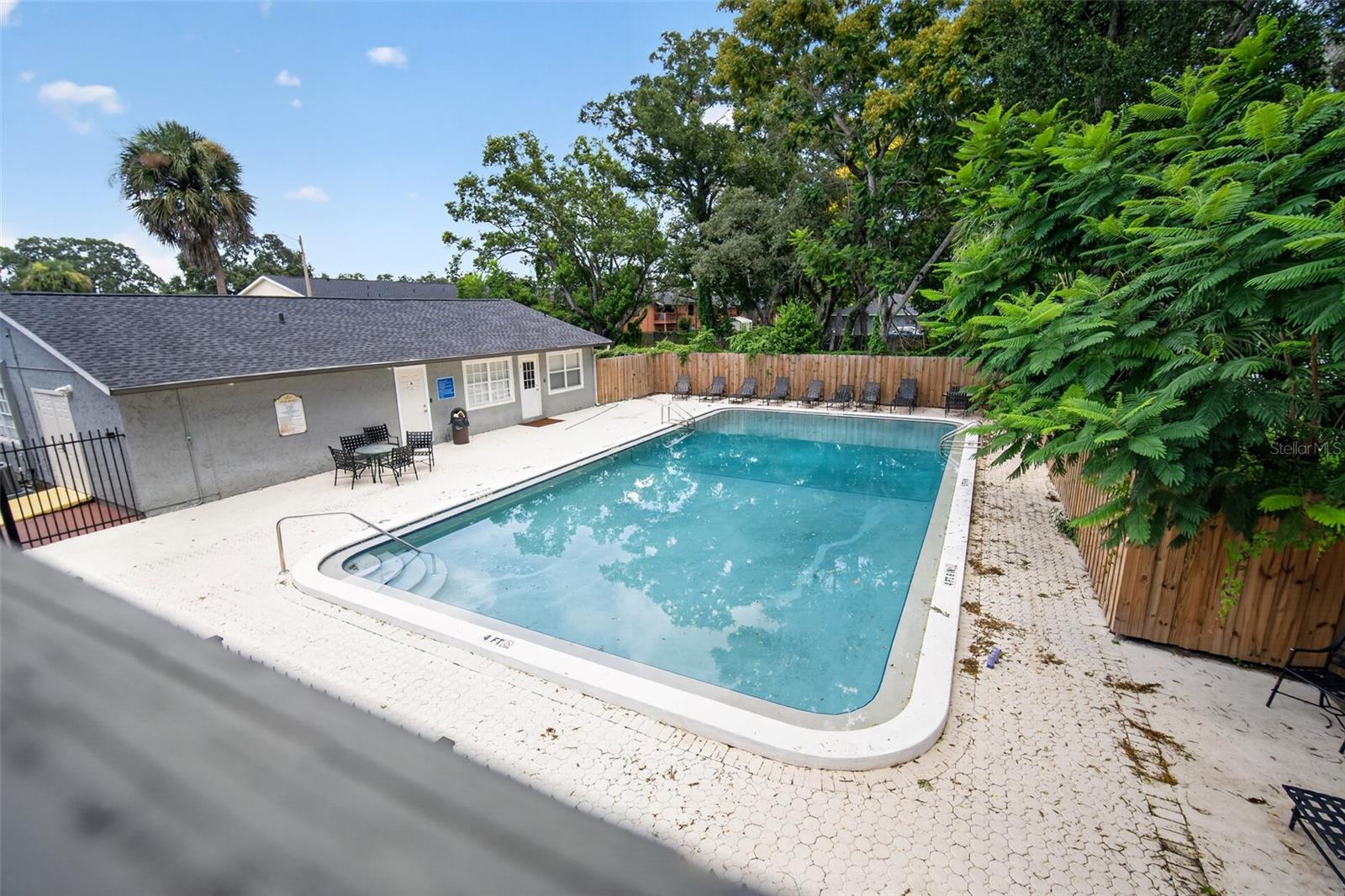 RENAISSANCE VILLAS CONDOMINIUM - Residential