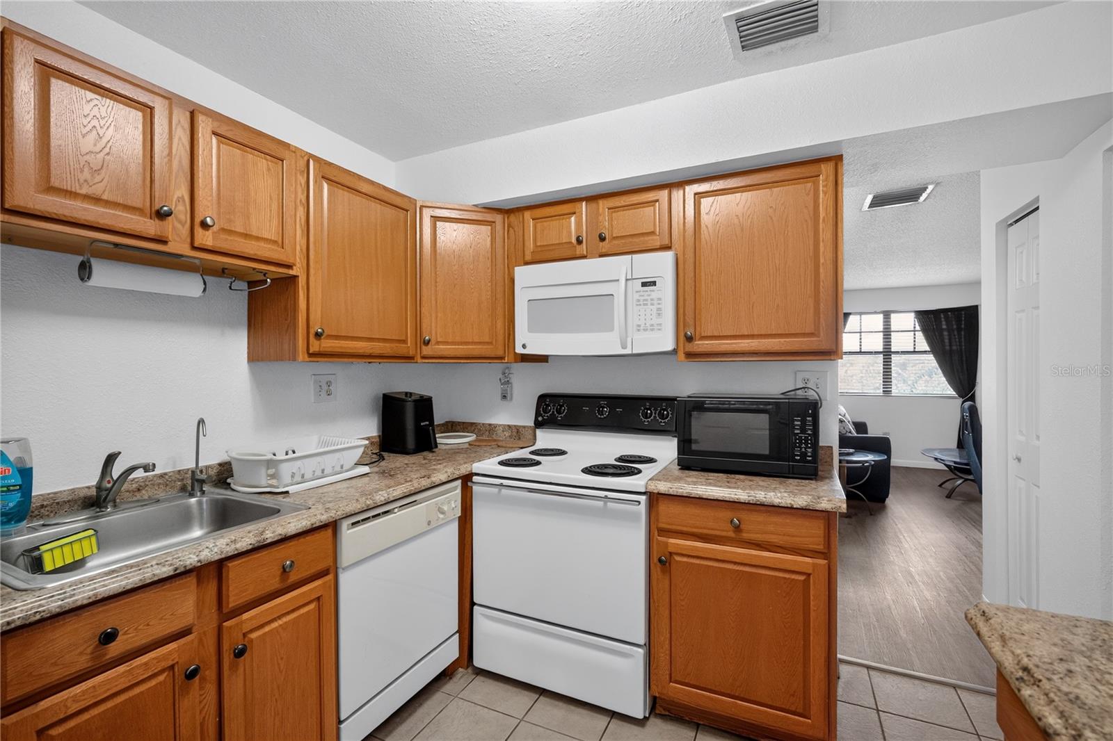 RENAISSANCE VILLAS CONDOMINIUM - Residential