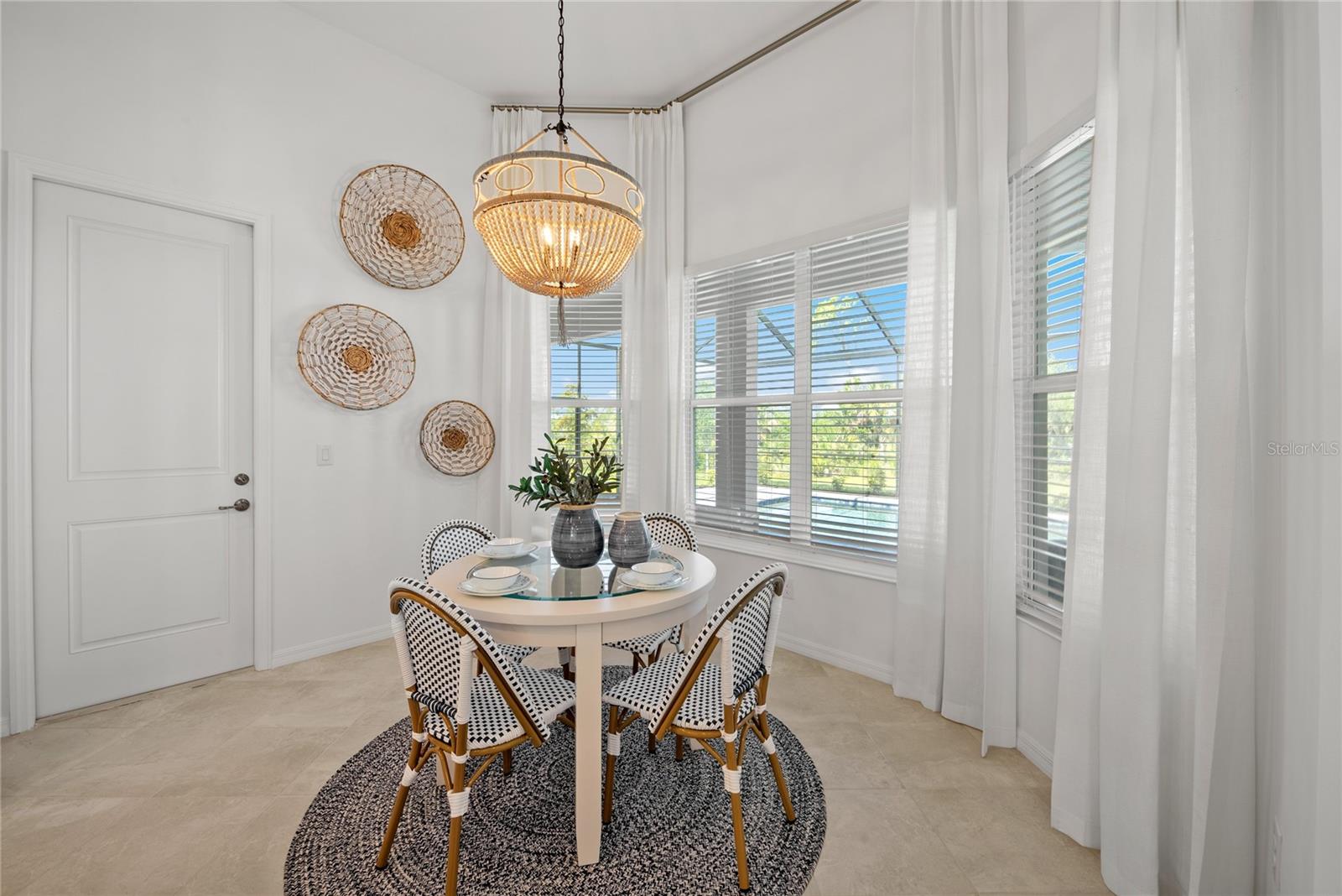 CALUSA COUNTRY CLUB - Residential