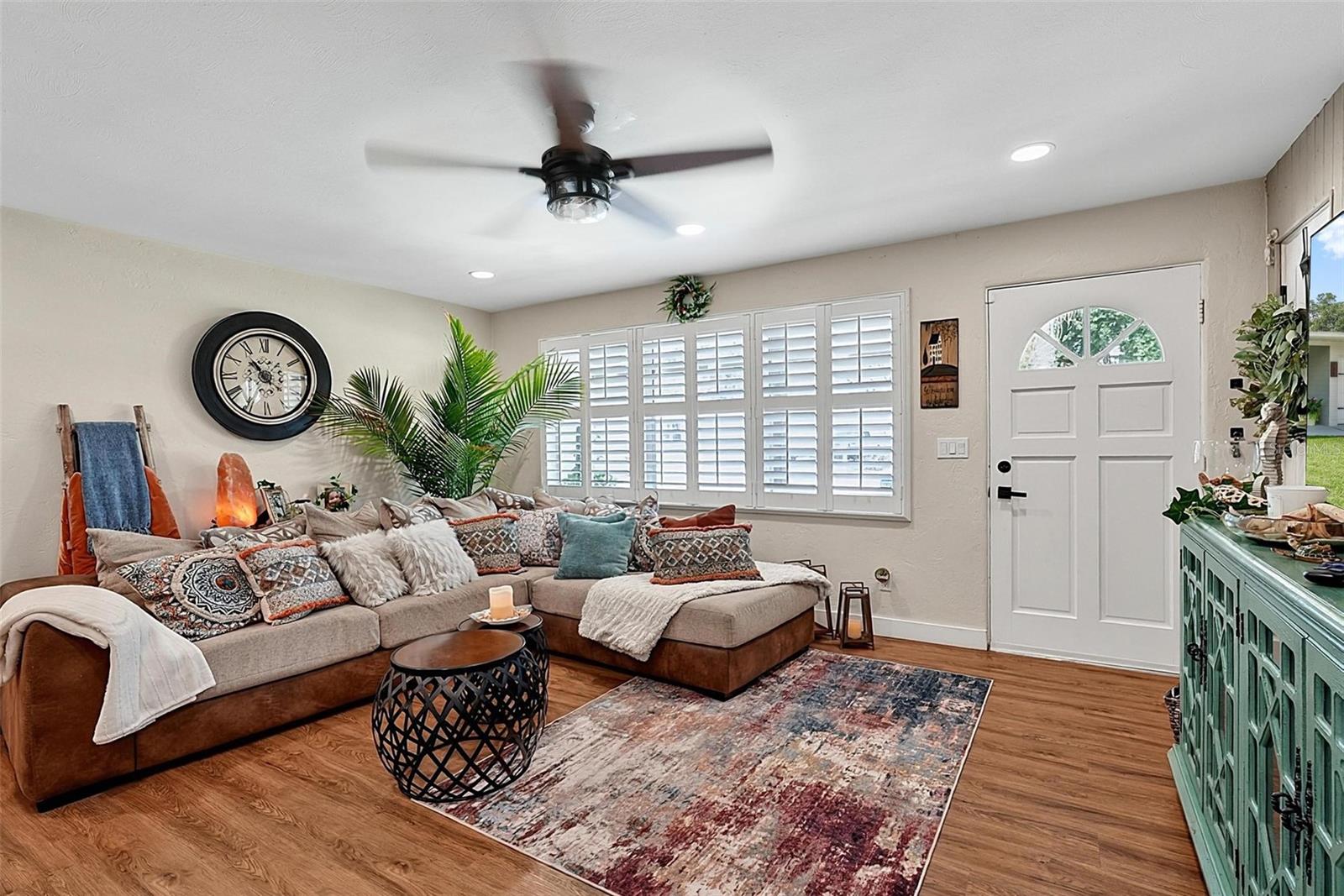 GOLFVIEW SEC 01 - Residential