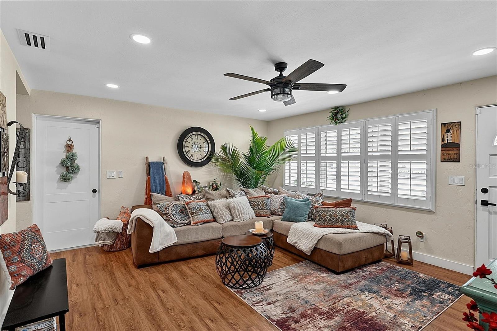 GOLFVIEW SEC 01 - Residential