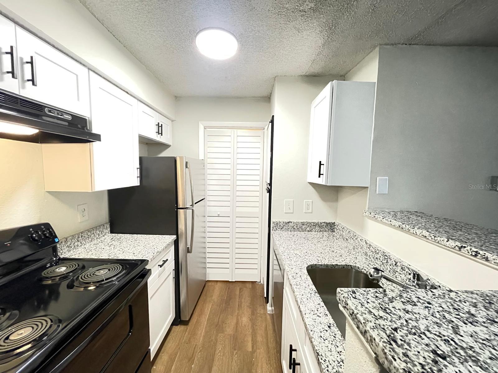 OASIS AT PEARL LAKE A CONDO - Residential Lease