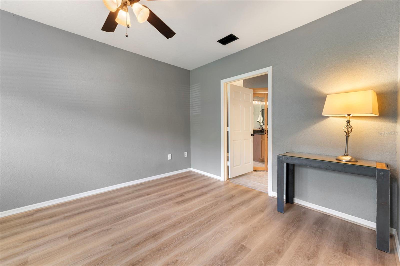 WATERFORD AT PALM HARBOR LUXURY CONDO - Residential