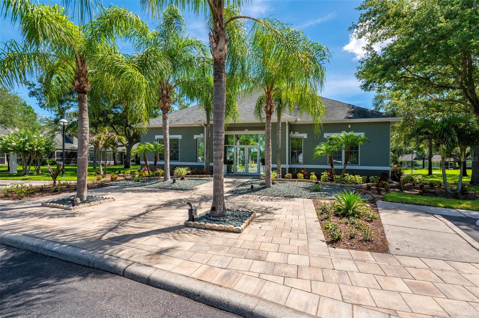 WATERFORD AT PALM HARBOR LUXURY CONDO - Residential