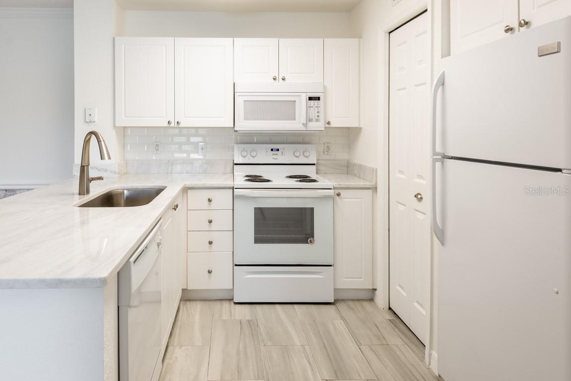 LAKEVIEW AT CALUSA TRACE - Residential