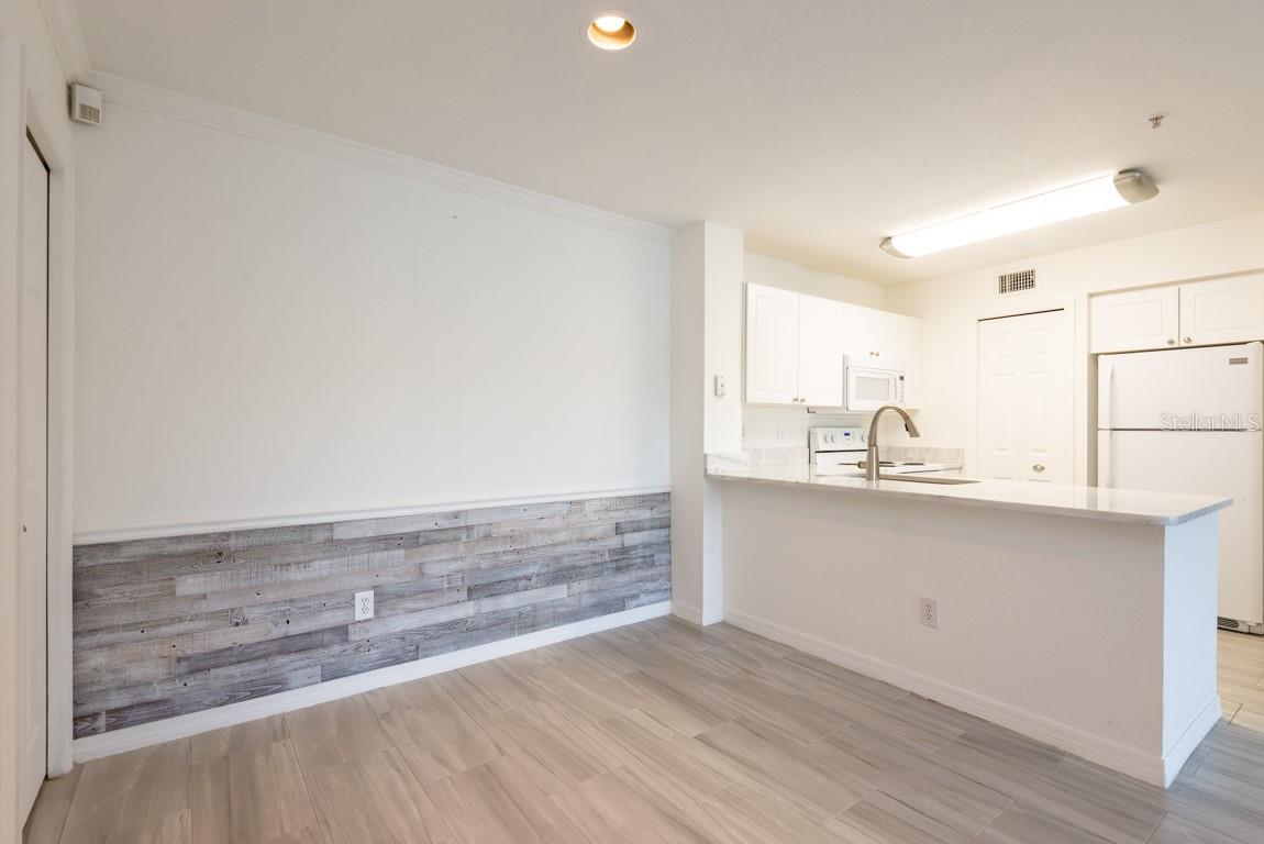 LAKEVIEW AT CALUSA TRACE - Residential