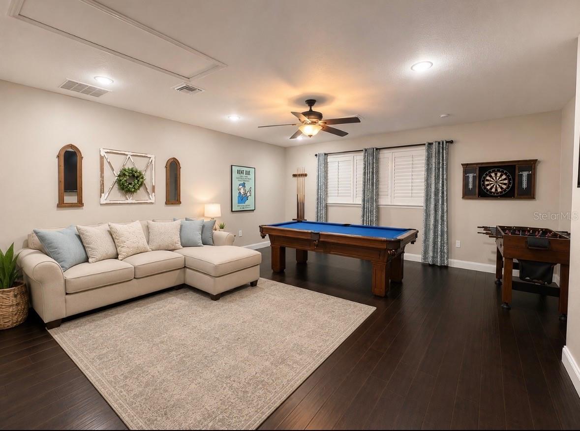BROOKSIDE - Residential