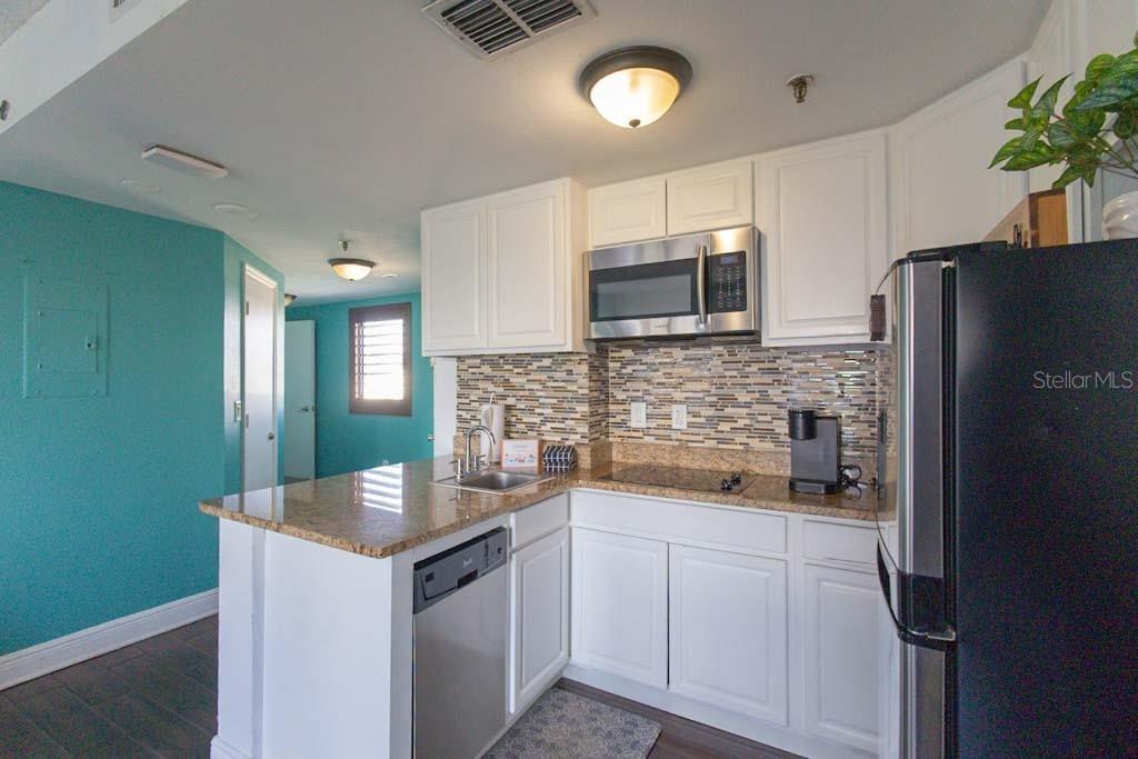 ENCLAVE AT ORLANDO - Residential