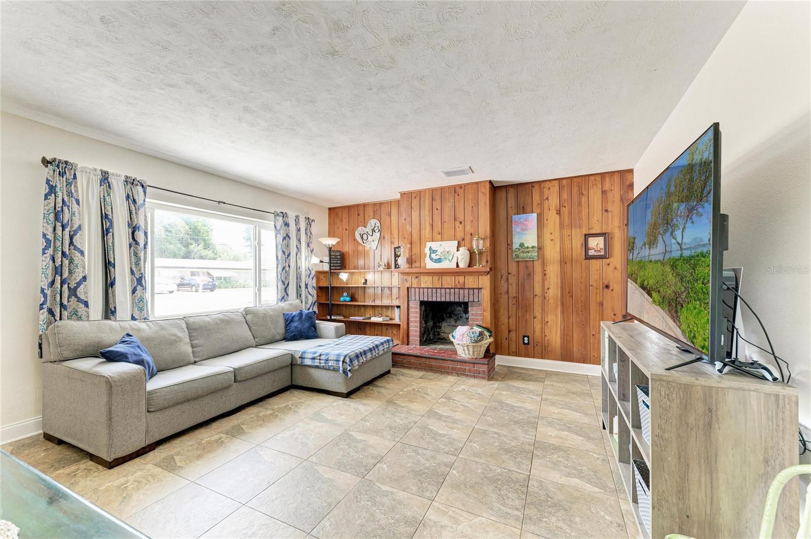 MOORE ACRES - Residential