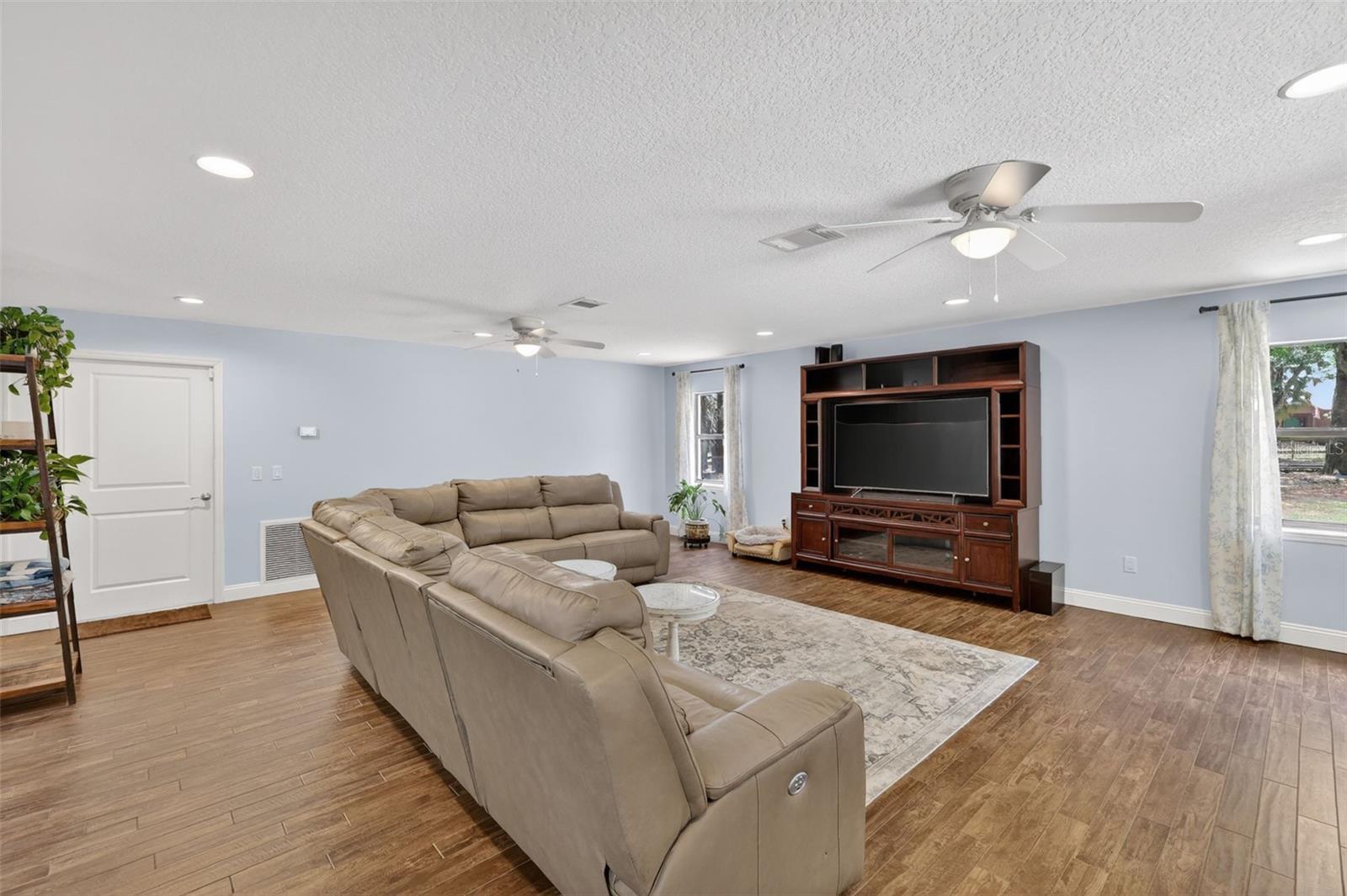 HIGLEY - Residential