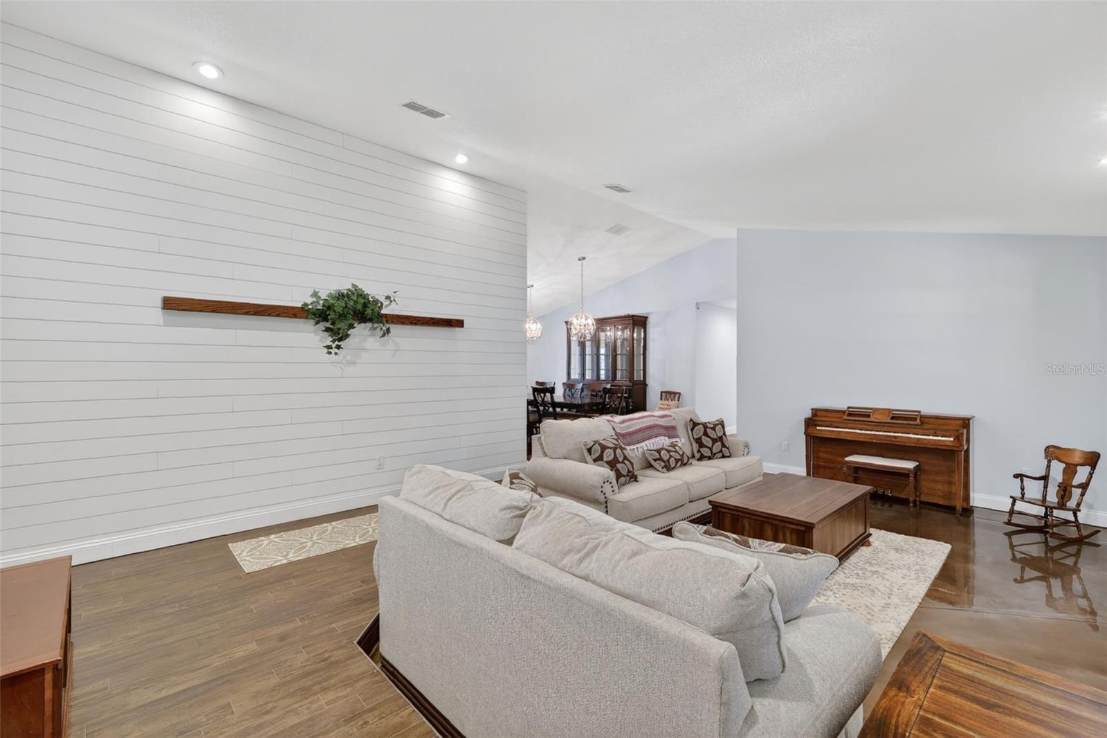 HIGLEY - Residential