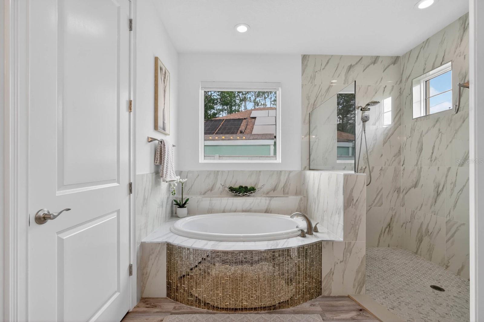 DEERWOOD REP BLK 20 PINE LAKES GOLF COURSE - Residential