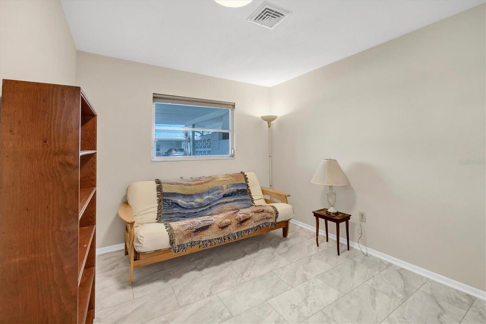 BEACH MANOR VILLAS - Residential