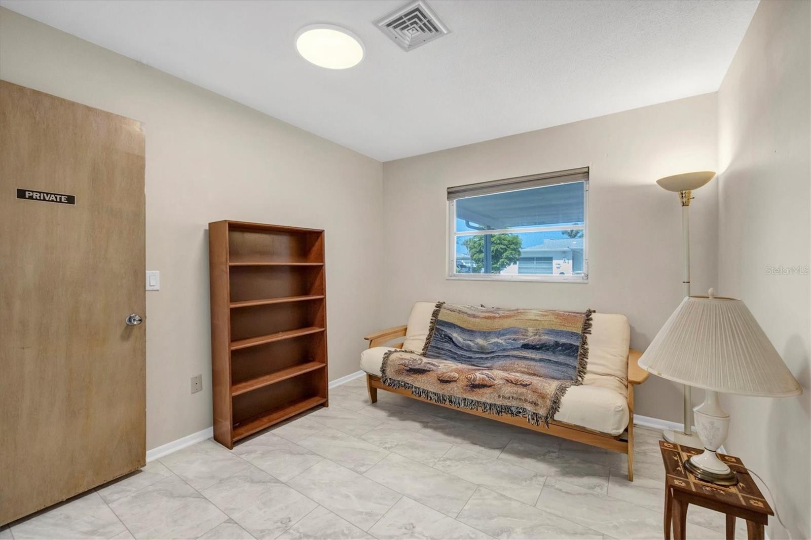 BEACH MANOR VILLAS - Residential