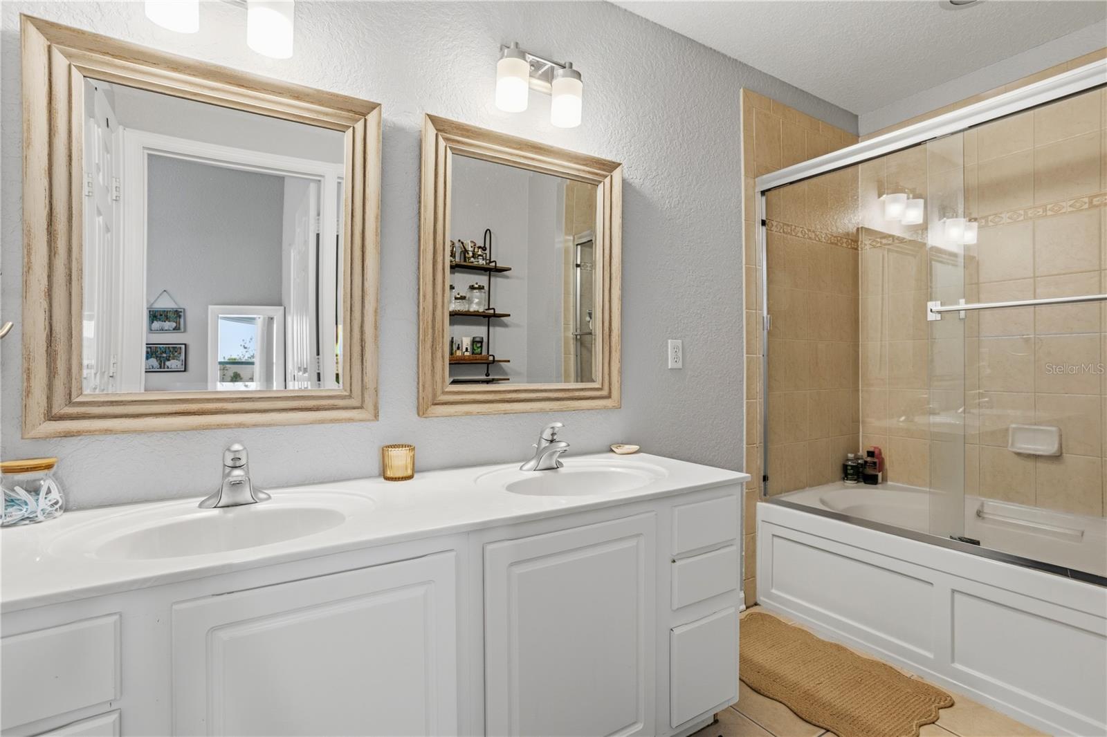 STONEBRIDGE LAKES PH 17 - Residential