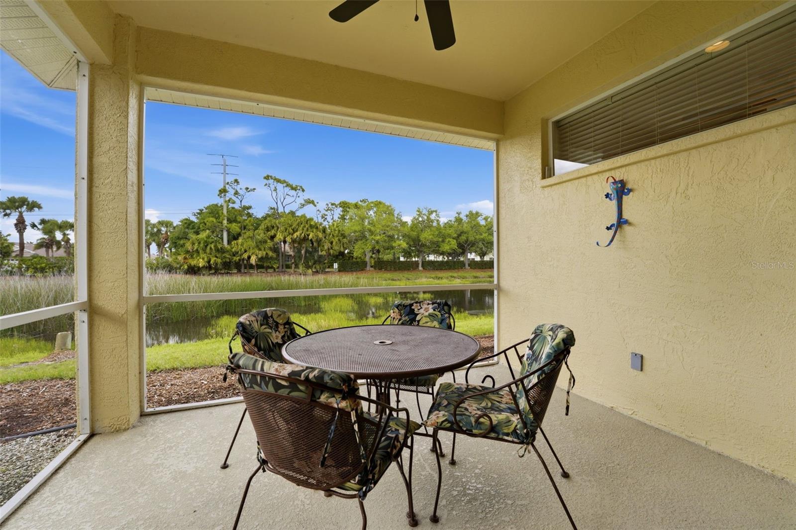 VISTA DEL LAGO - Residential
