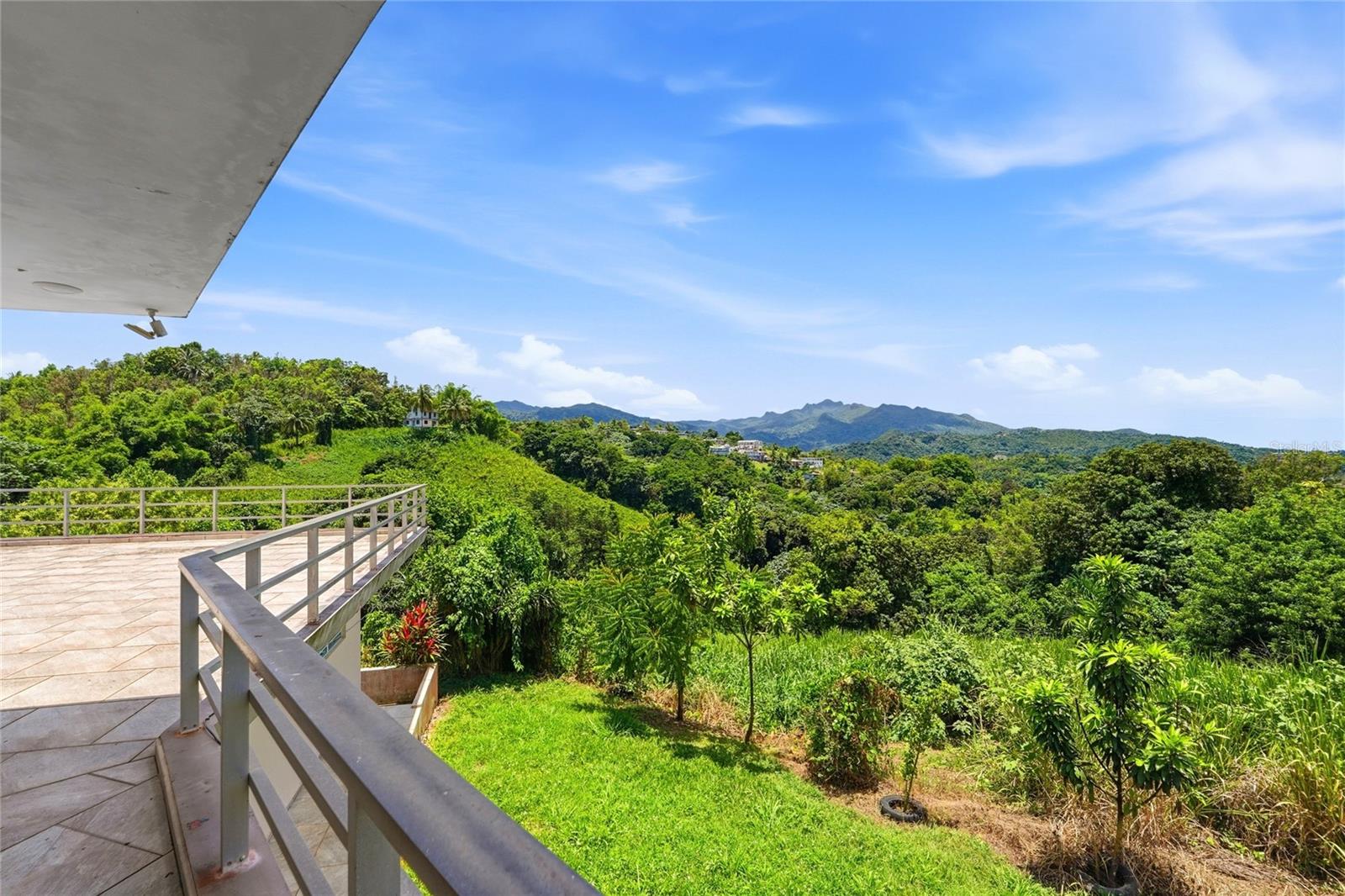 BO JUAN MARTIN - Residential