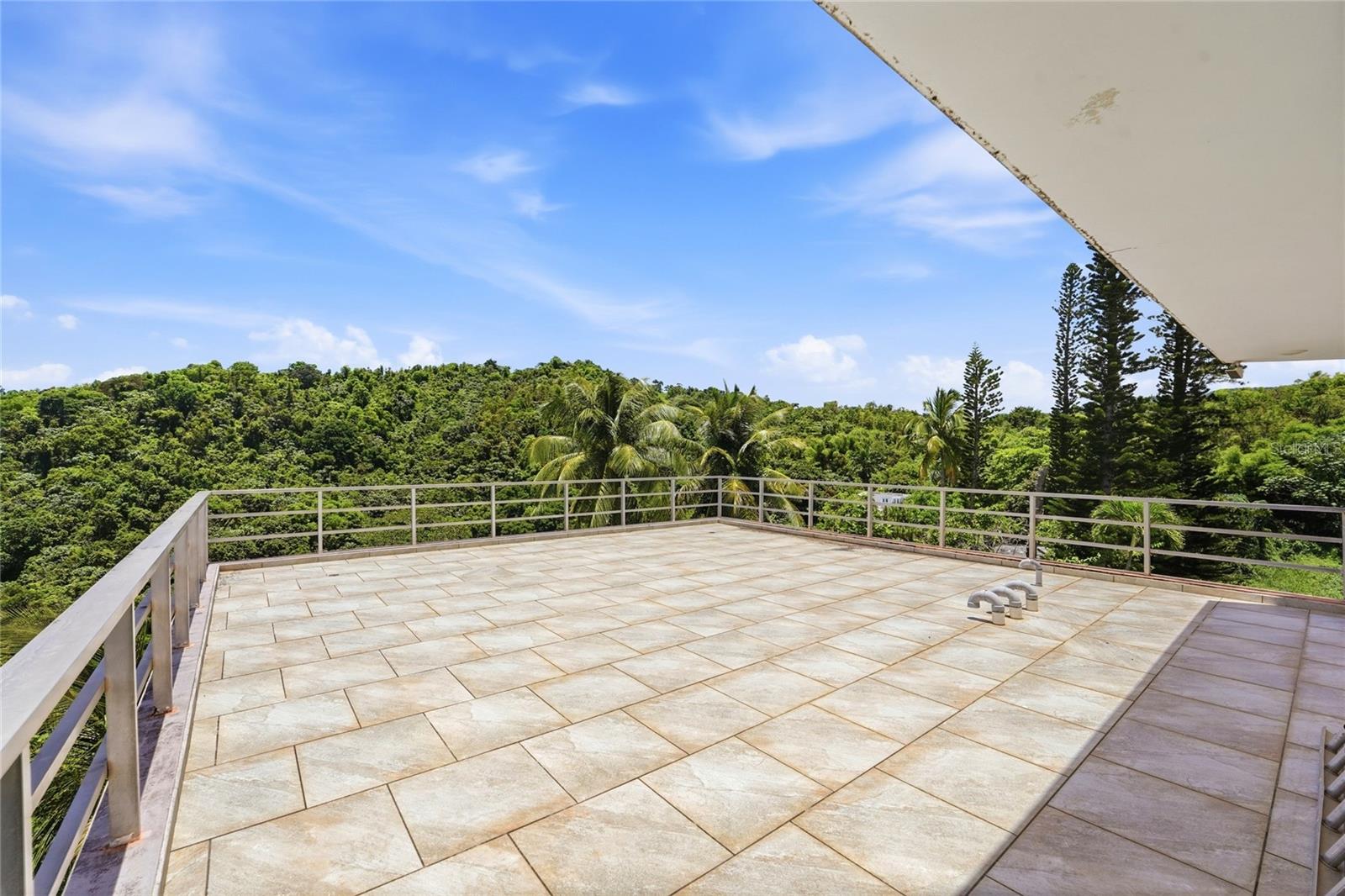 BO JUAN MARTIN - Residential