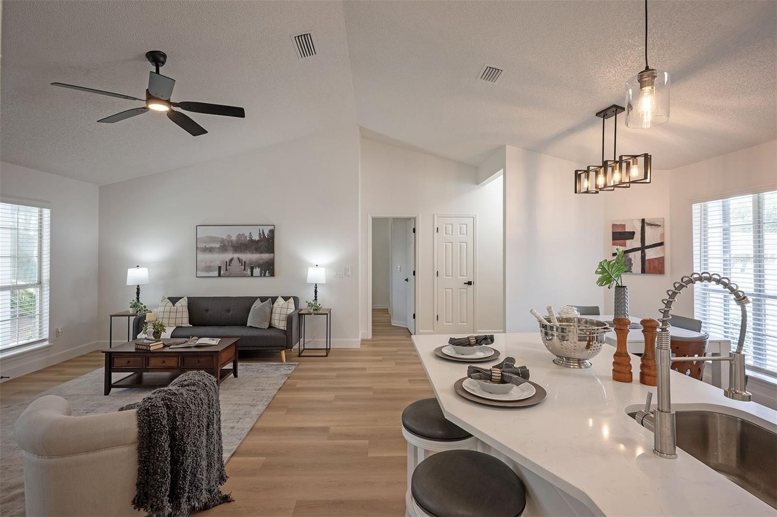 RUSSELL OAKS - Residential