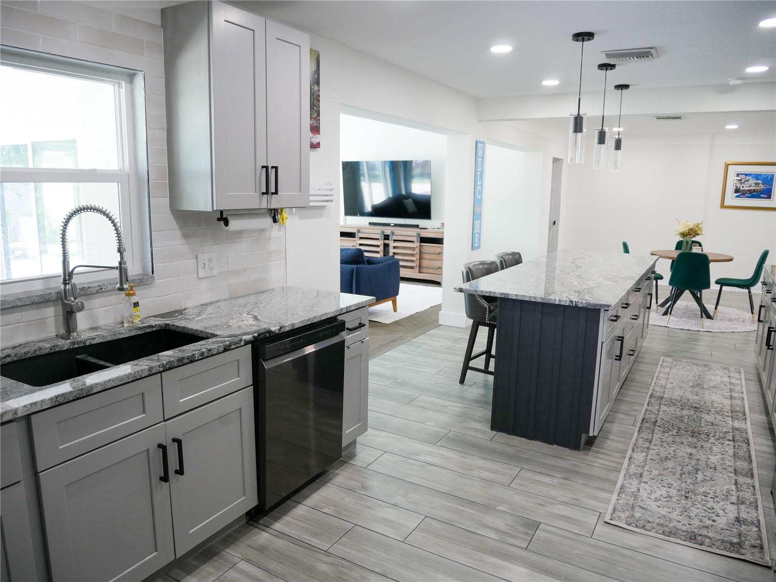 BOCA CIEGA WOODLANDS - Residential