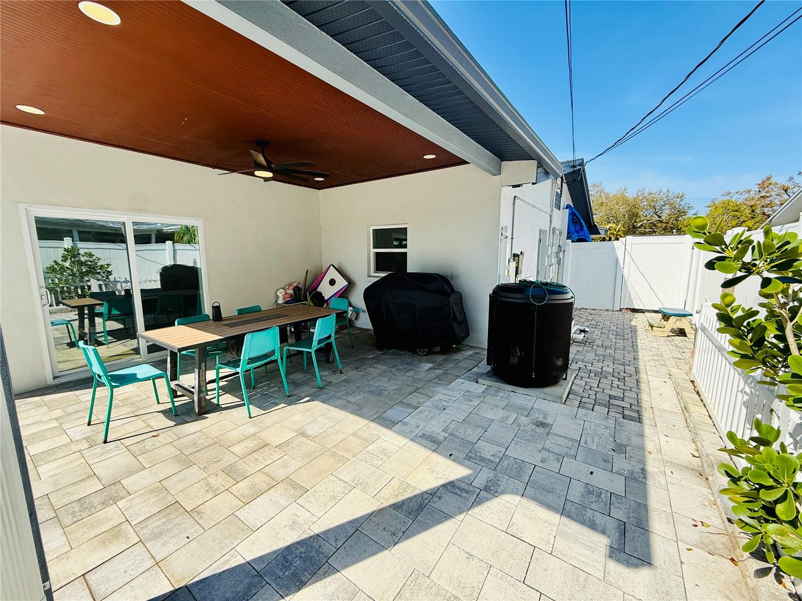 BOCA CIEGA WOODLANDS - Residential