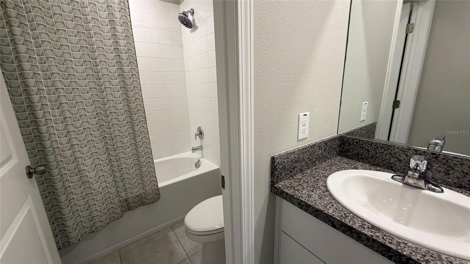 COPPERSPRING PH 2 - Residential Lease