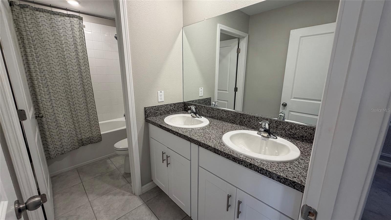 COPPERSPRING PH 2 - Residential Lease