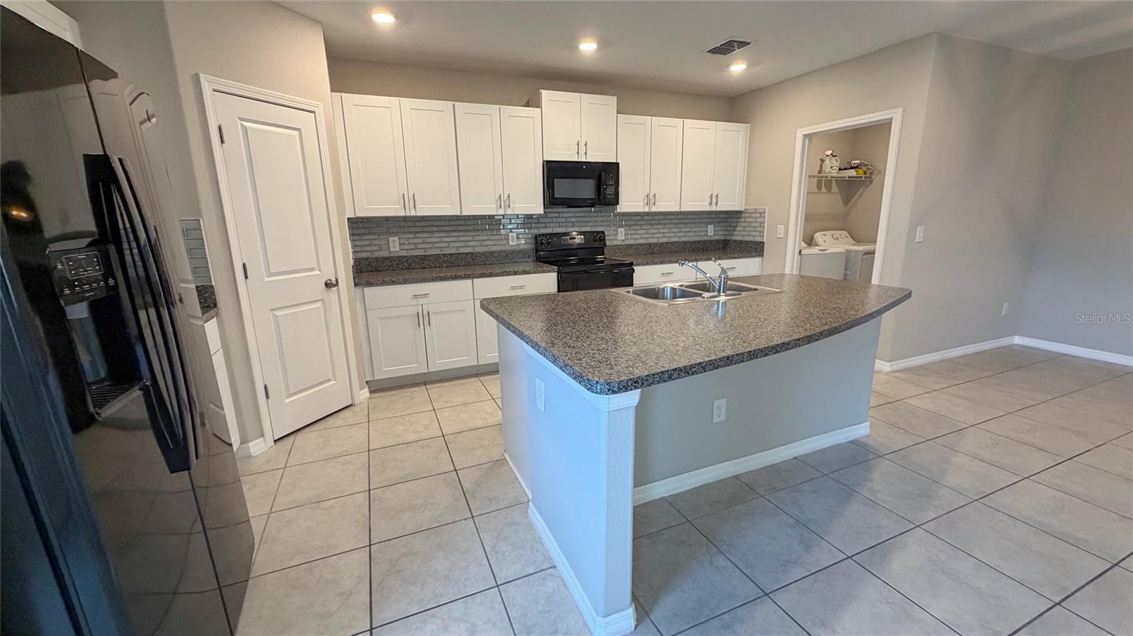 COPPERSPRING PH 2 - Residential Lease
