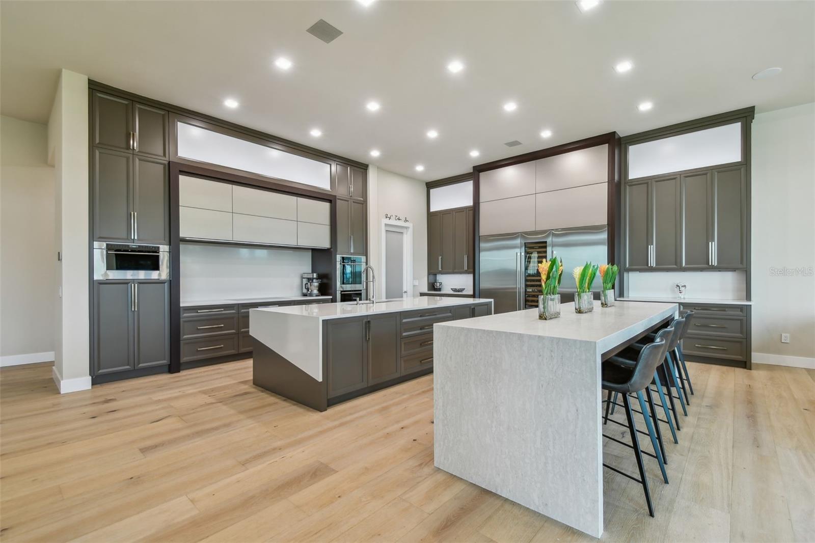 TIERRA VERDE UNIT 1 1ST REP - Residential