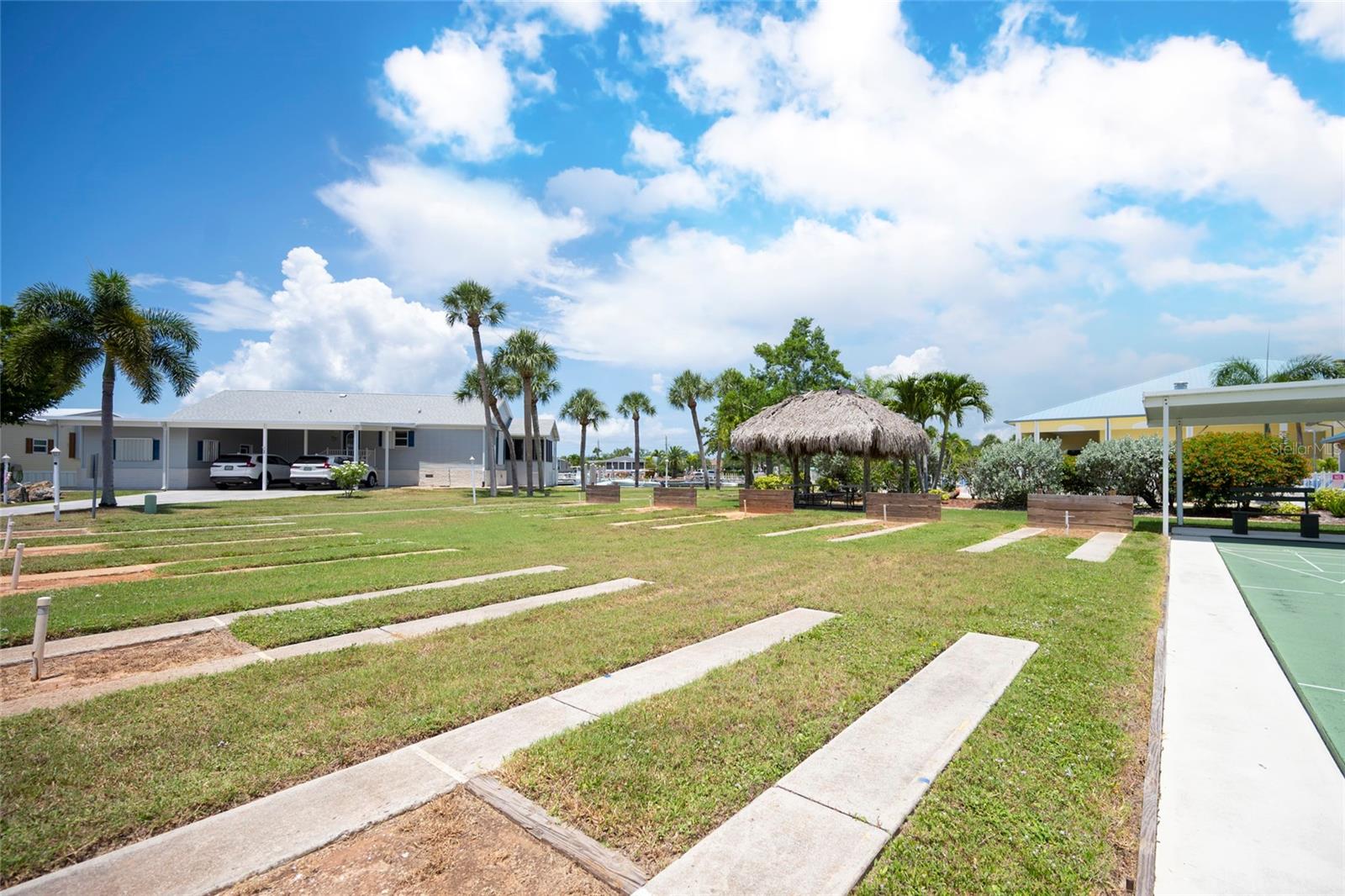 WINDMILL VILLAGE - Residential