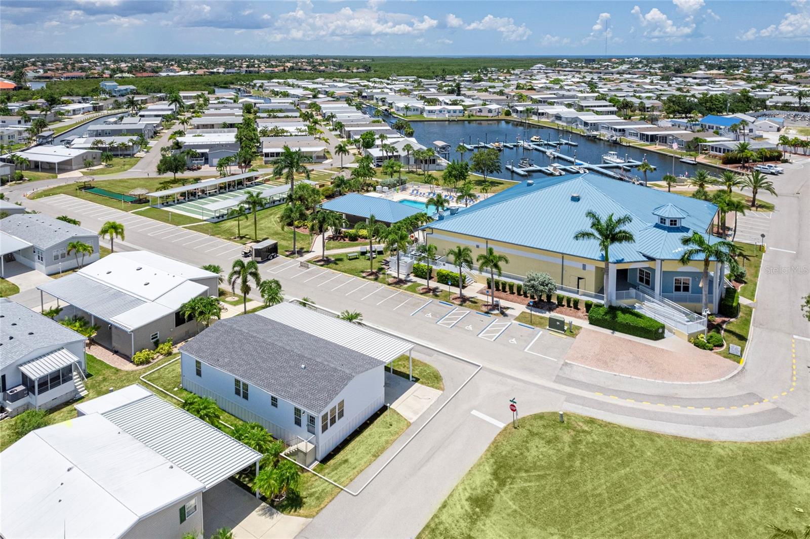 WINDMILL VILLAGE - Residential
