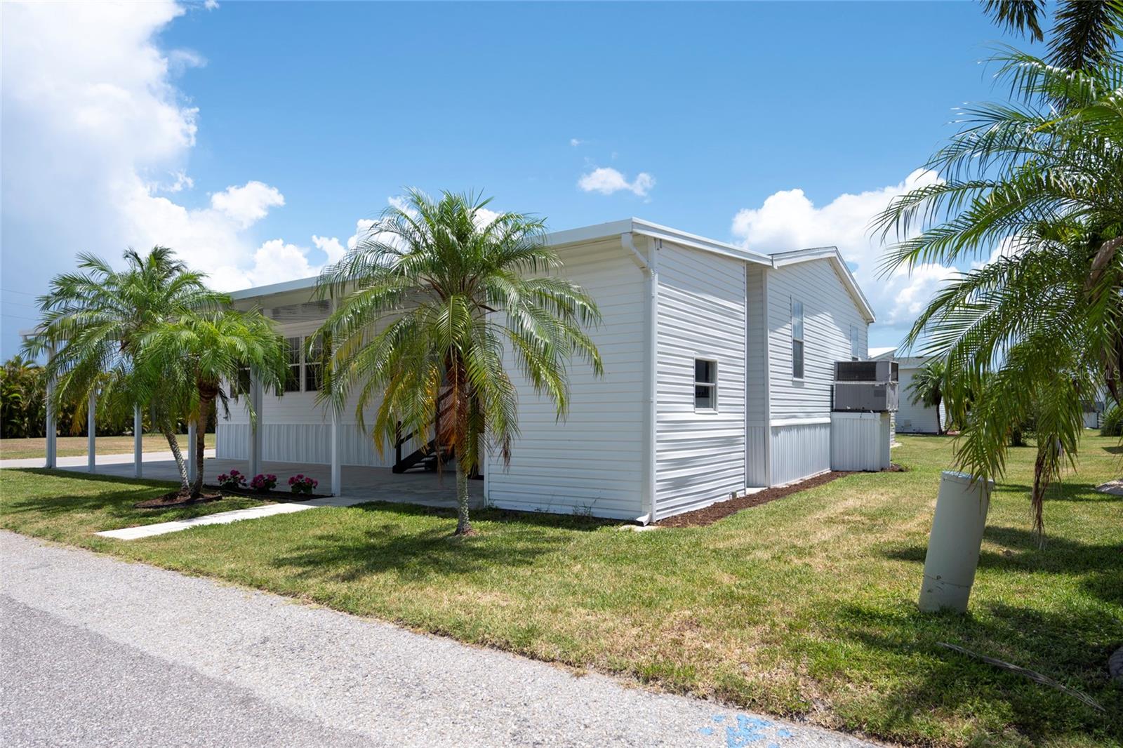 WINDMILL VILLAGE - Residential