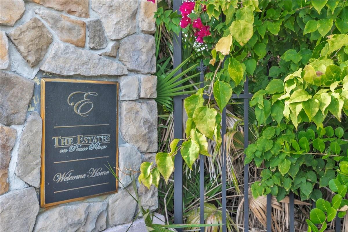THE ESTATES ON PEACE RIVER - Residential